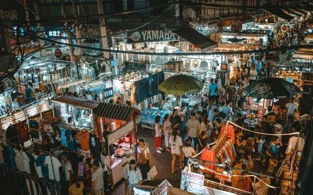 東方和利︱“地?cái)偨?jīng)濟(jì)”復(fù)蘇，人間煙火氣，才最是詩(shī)意！